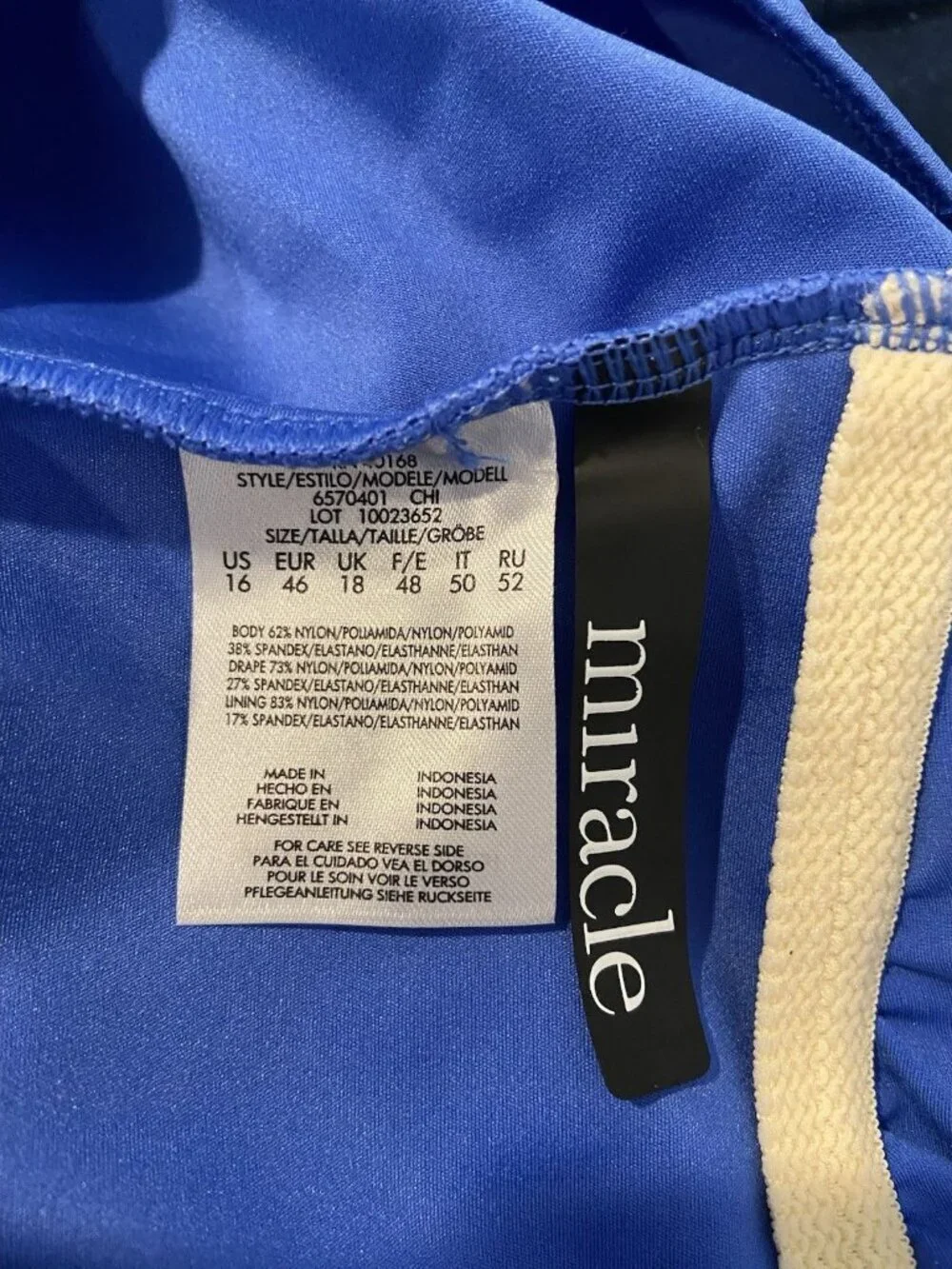 NWT Miraclesuit Bathing Suit Swim Chi One Piece Macaw Blue Size 16 New